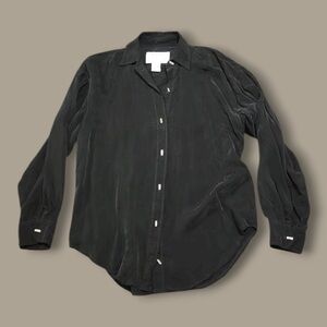 Vintage Western Wear Longhorn Women's Blouse with Beautiful Silver Buttons.